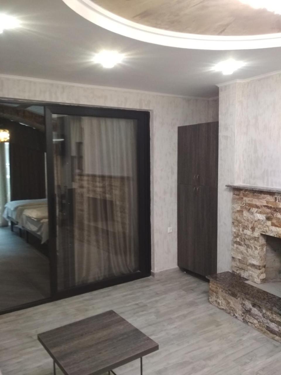 Отель Гостевой дом Melikashvili 57 Батуми Экстерьер фото